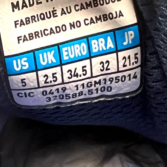 Mizuno Womens 9 Spike Swift 6‎ Navy Blue White Low Metal Softball Cleat Shoes - Picture 10 of 10